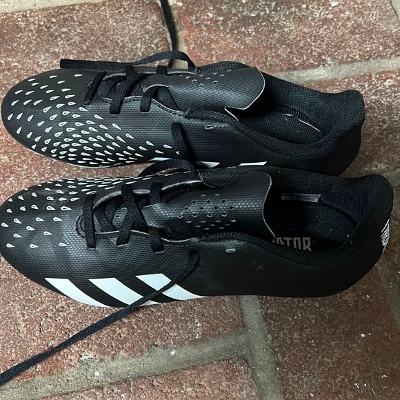 adidas Other - Adidas Dream Predator men’s size 6 soccer cleats